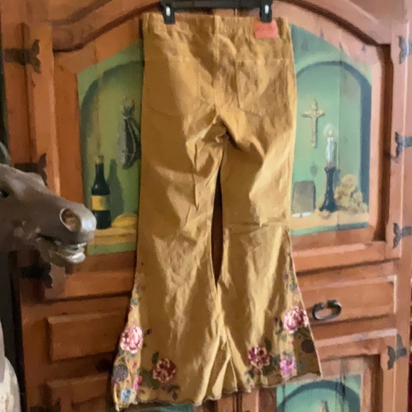 Home Folk Embroidered Jeans - Picture 10 of 10